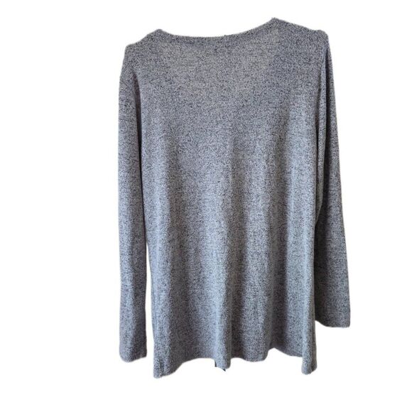 Green Envelope Los Angeles Gray Ruched Side Lightweight Sweater - Picture 2 of 3